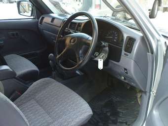 2003 Toyota Hilux Pick Up Pictures
