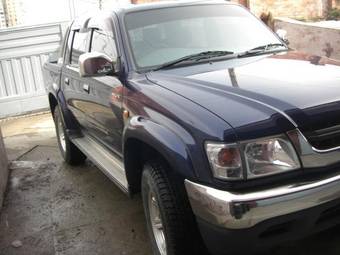 2003 Toyota Hilux Pick Up Photos