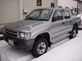 2004 Toyota Hilux Pick Up Photos