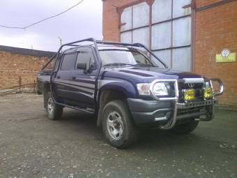 2004 Toyota Hilux Pick Up Photos