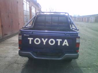 2004 Toyota Hilux Pick Up Pictures