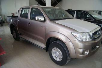 2010 Toyota Hilux Pick Up Photos