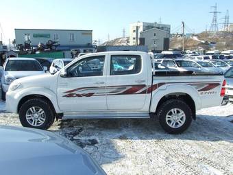 2011 Toyota Hilux Pick Up Photos