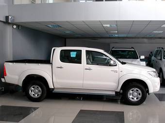 2011 Toyota Hilux Pick Up Pictures