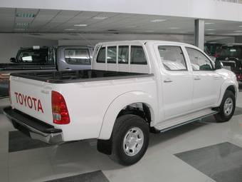 2011 Toyota Hilux Pick Up Photos