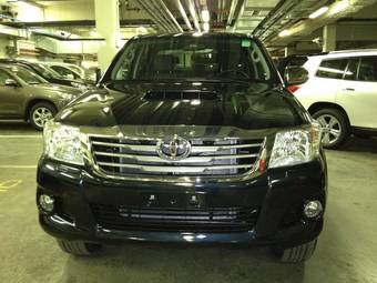 2011 Toyota Hilux Pick Up Pictures