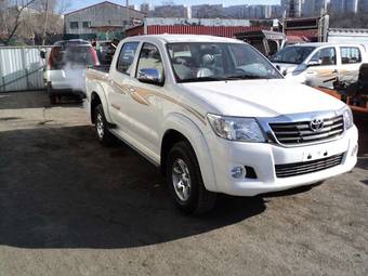 2012 Toyota Hilux Pick Up Pictures