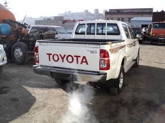 2012 Toyota Hilux Pick Up Wallpapers