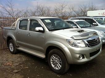 2012 Toyota Hilux Pick Up Photos