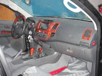2012 Toyota Hilux Pick Up Pictures