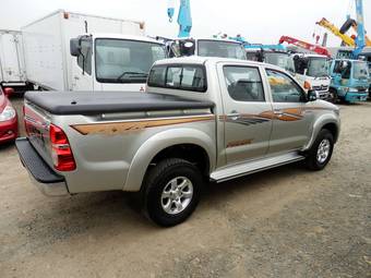 2012 Toyota Hilux Pick Up Pictures