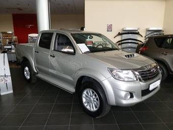 2012 Toyota Hilux Pick Up Pictures