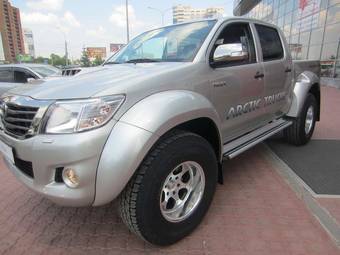 2012 Toyota Hilux Pick Up Photos