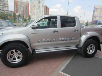 2012 Toyota Hilux Pick Up Pictures