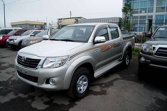 2012 Toyota Hilux Pick Up Images