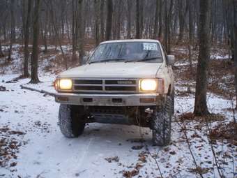 1987 Toyota Hilux Surf