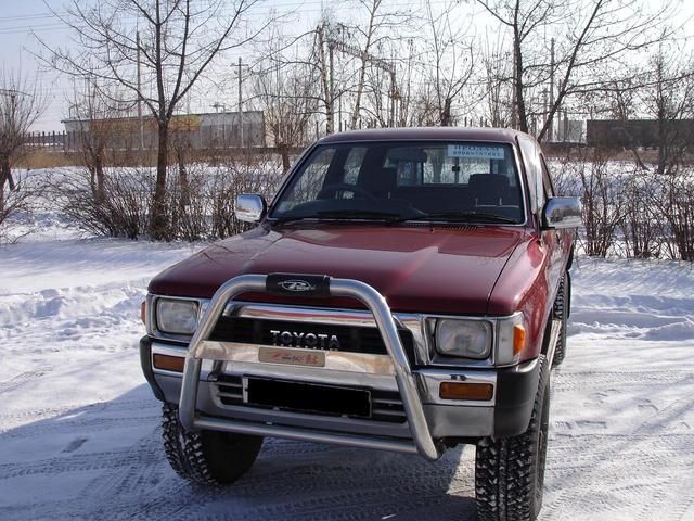 1990 Toyota Hilux Surf