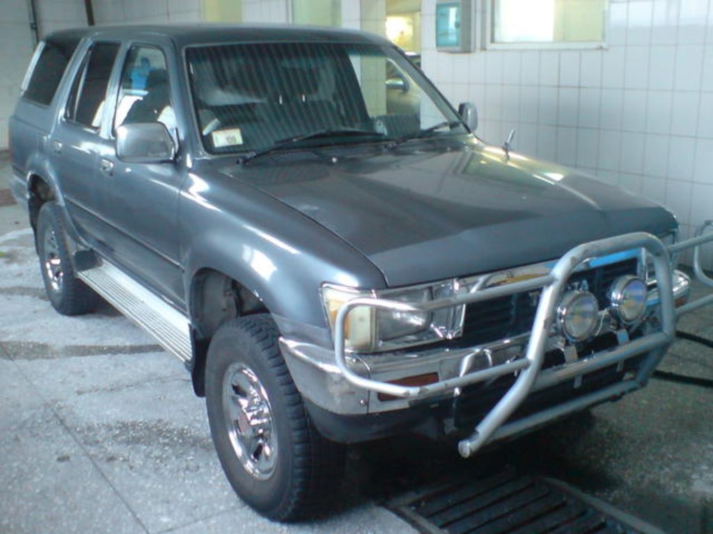 1990 Toyota Hilux Surf