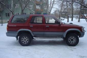 1990 Toyota Hilux Surf