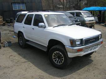 1990 Toyota Hilux Surf Photos