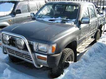 1990 Toyota Hilux Surf Pics