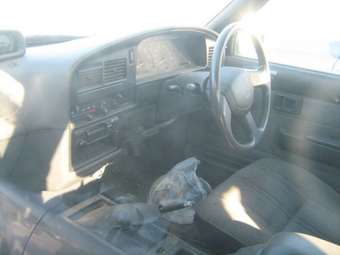 1990 Toyota Hilux Surf Pictures