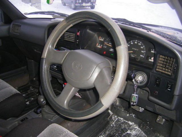 1993 Toyota Hilux Surf