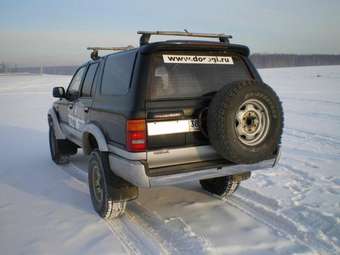 1993 Toyota Hilux Surf Photos