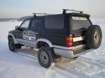 1993 Toyota Hilux Surf Photos