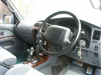1996 Toyota Hilux Surf Photos