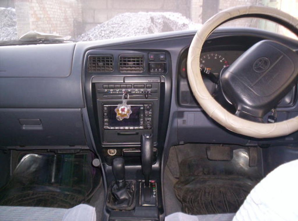 1997 Toyota Hilux Surf