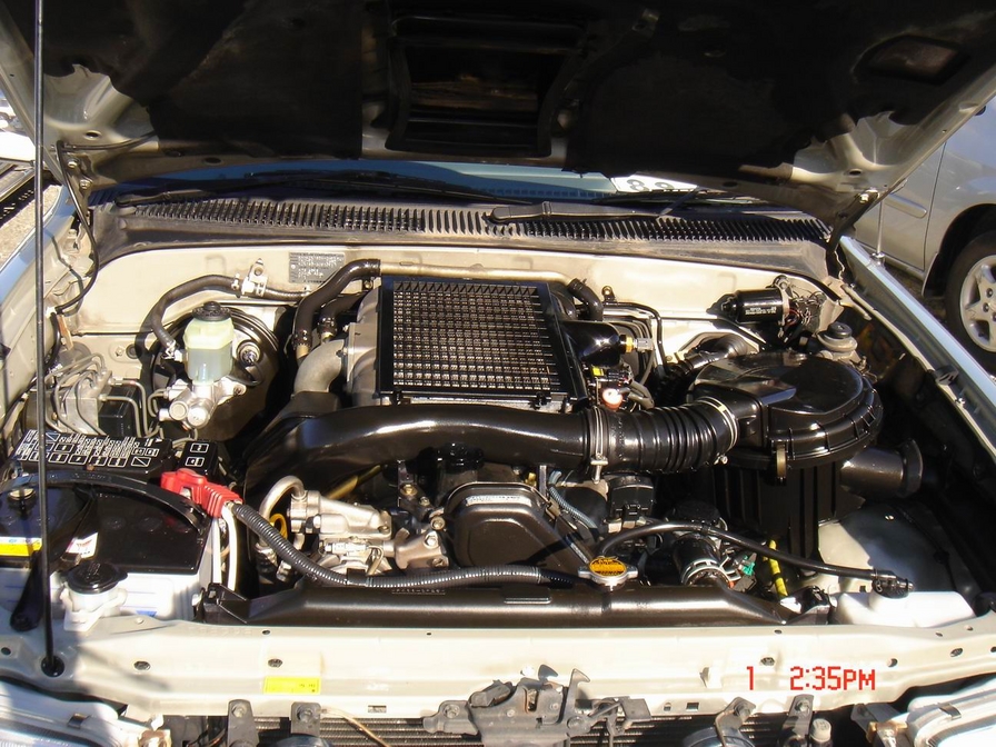 1998 Toyota Hilux Surf Pictures