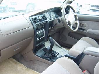 1998 Toyota Hilux Surf Photos