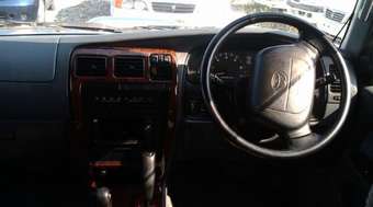 1998 Toyota Hilux Surf Photos