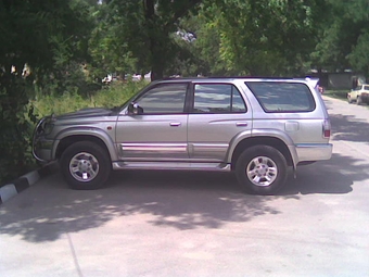 1999 Toyota Hilux Surf