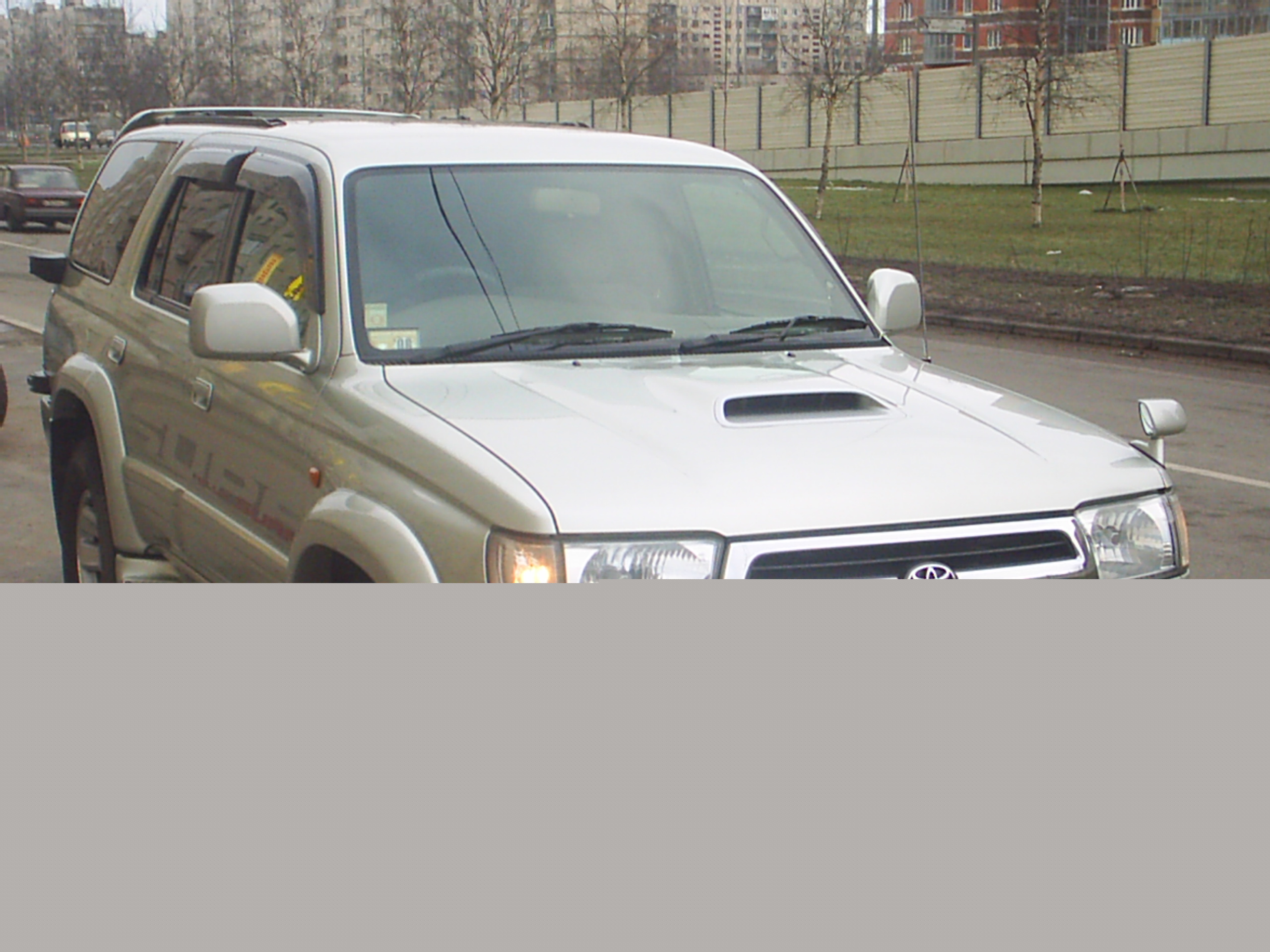 1999 Toyota Hilux Surf