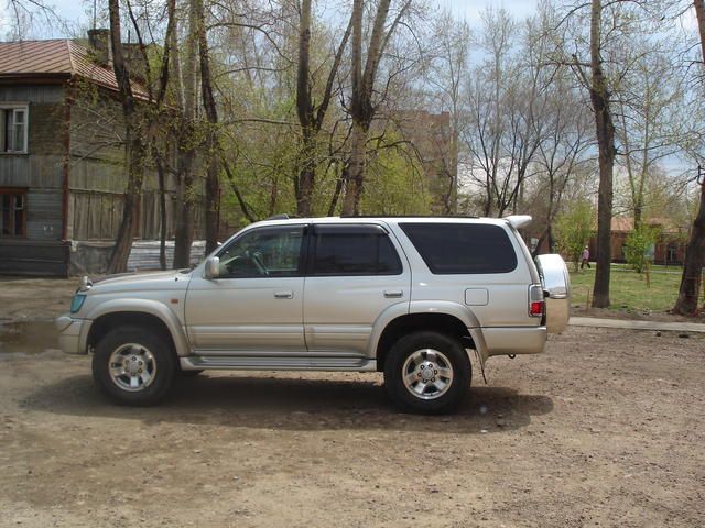 1999 Toyota Hilux Surf