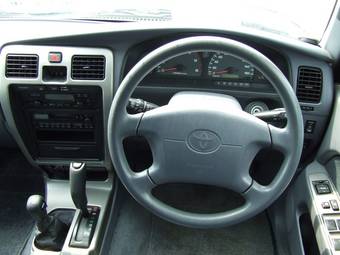 1999 Toyota Hilux Surf Photos