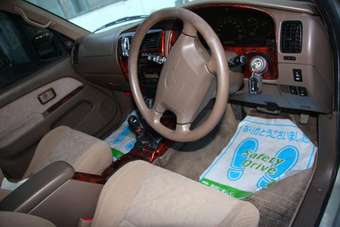 1999 Toyota Hilux Surf Pictures