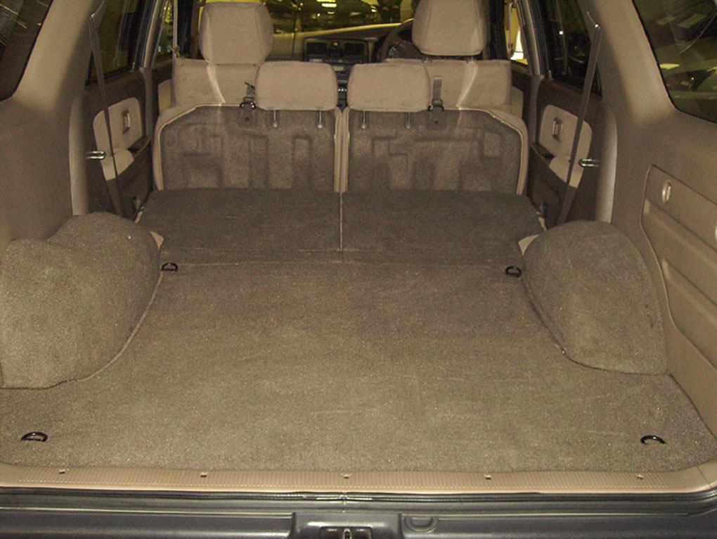 2000 Toyota Hilux Surf Pictures