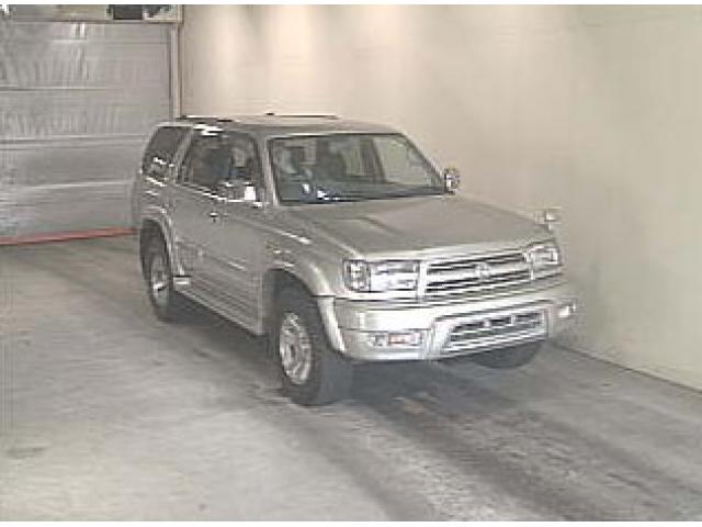 2000 Toyota Hilux Surf Photos