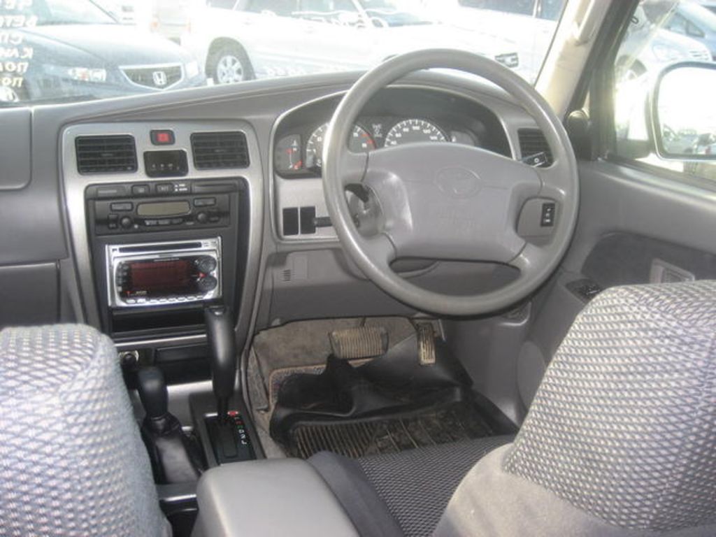 2001 Toyota Hilux Surf