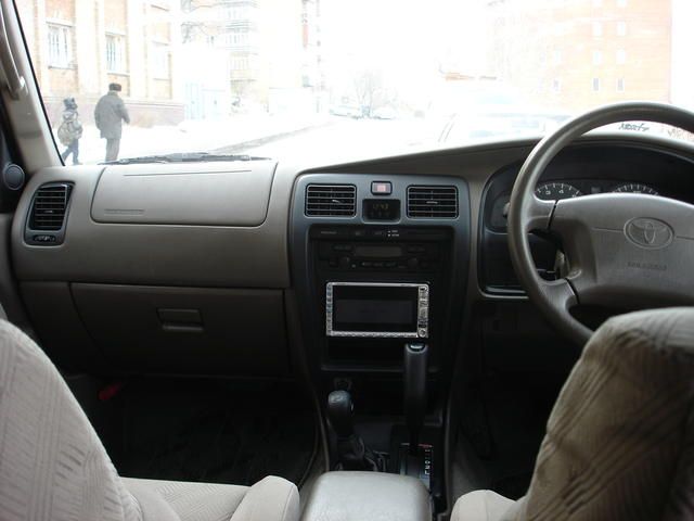 2001 Toyota Hilux Surf