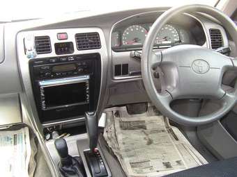 2001 Toyota Hilux Surf Pictures