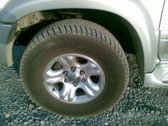 2001 Toyota Hilux Surf Pictures
