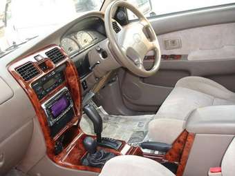 2001 Toyota Hilux Surf Wallpapers