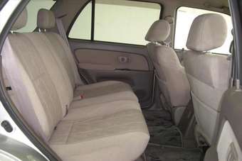 2001 Toyota Hilux Surf Photos
