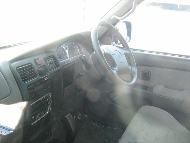 2002 Toyota Hilux Surf