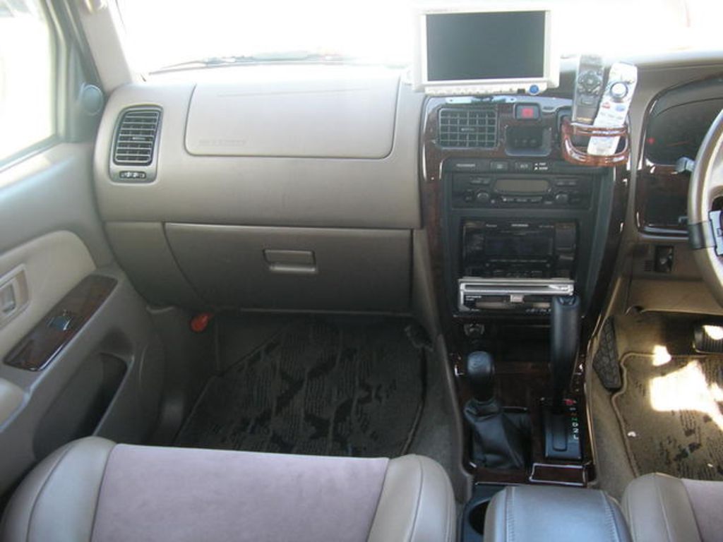 2002 Toyota Hilux Surf