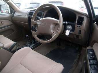 2002 Toyota Hilux Surf Pictures